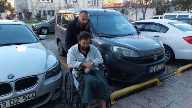 Polisi Bıçaklayınca Vurulan Şahıs Tekerlekli Sandalye İle Adliyeye Sevk Edildi