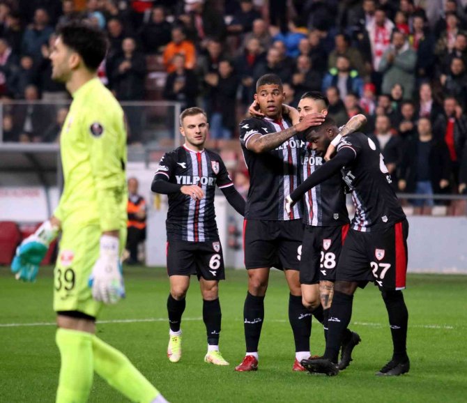 Samsunspor’un İlk Yarıdaki Kabusu: Penaltılar