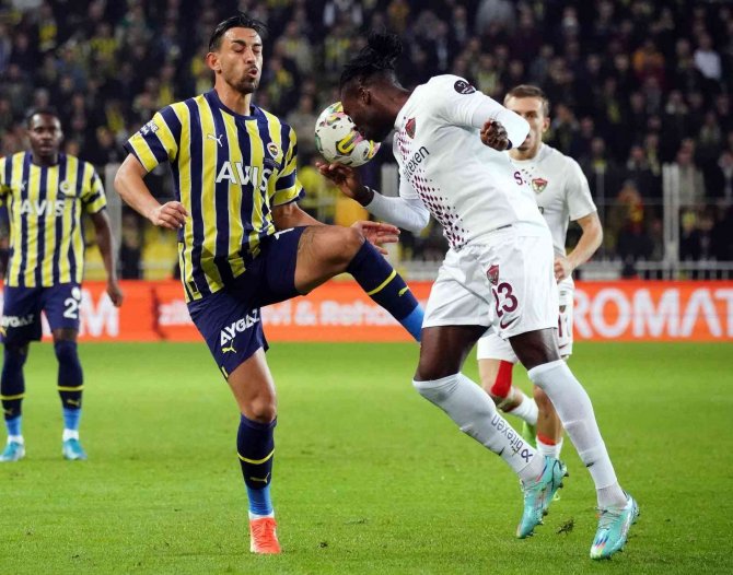 Spor Toto Süper Lig: Fenerbahçe: 2 - Hatayspor: 0 (İ̇lk Yarı)