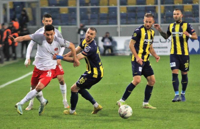 Spor Toto Süper Lig: Ankaragücü: 1 - Ümraniyespor : 2 (Maç Sonucu)