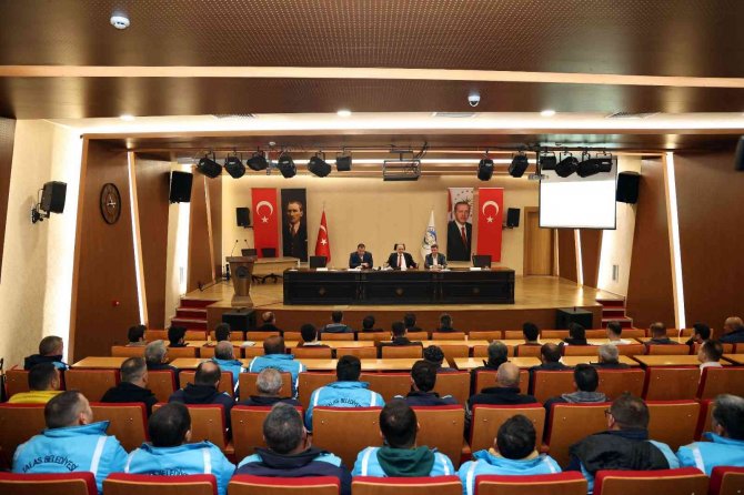 Başkan Yalçın’dan Kış Çalışmaları Ekibine Moral