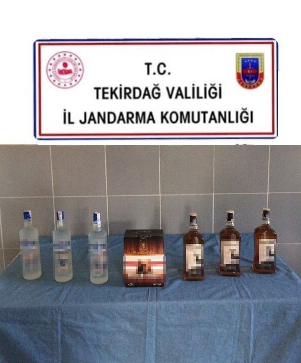 Yılbaşı Öncesi Kaçak İçkiye Darbe Üstüne Darbe: 430 Litre Ele Geçirildi