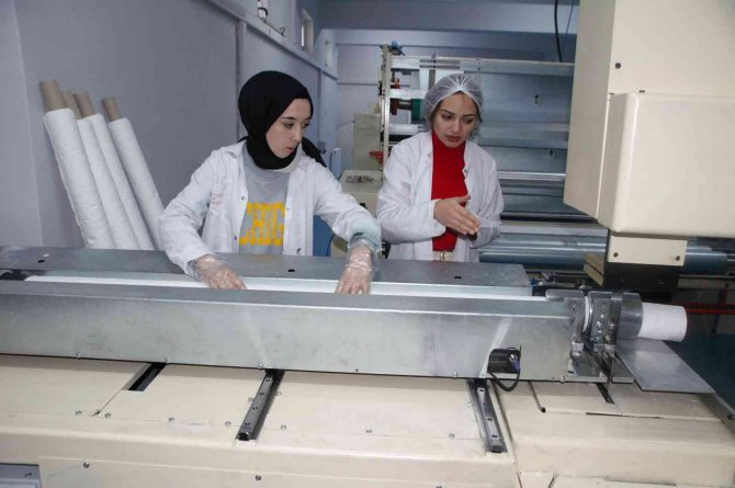 Fabrika Gibi Okul, Öğrenirken Kazanıyorlar