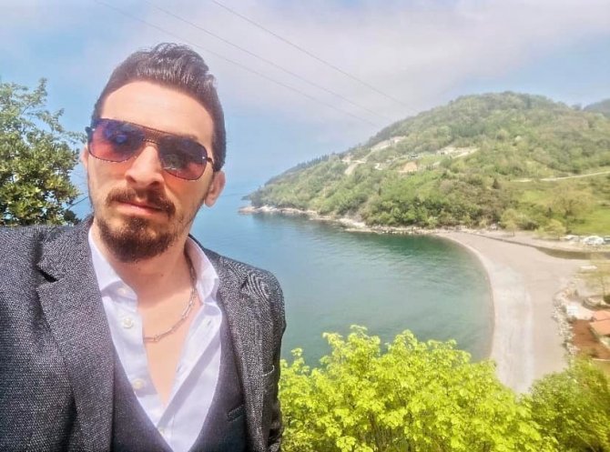 Cam Parçasıyla Yaralanan Şahıs Hastanede Kurtarılamadı