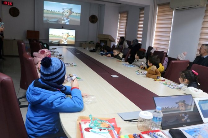 Anasınıfı Öğrencileri Jandarmada Çizgi Film İzledi