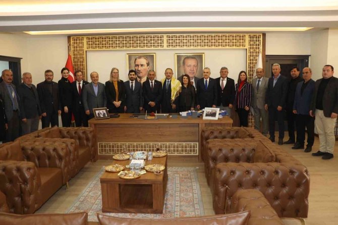Ak Partili Özhaseki Başkan Kaplan’ı Tebrik Etti