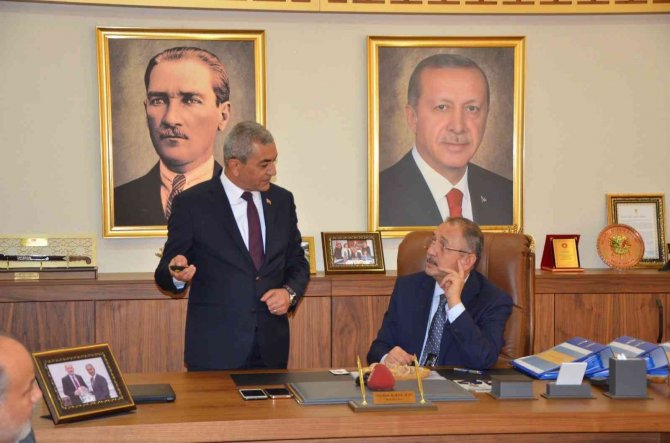 Ak Partili Özhaseki Başkan Kaplan’ı Tebrik Etti
