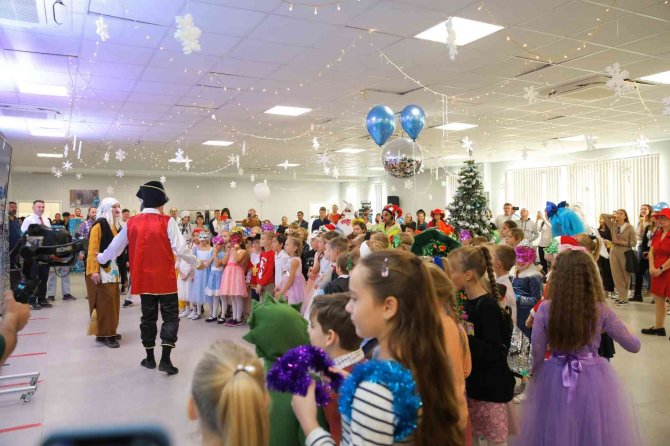 Çocuklar, Akkuyu Ngs’deki Yeni Yıl Etkinliklerinde Doyasıya Eğlendi