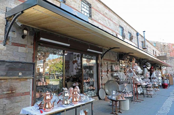 Büyükşehir Belediyesi Sobacılar Çarşısı’nı Yeniledi