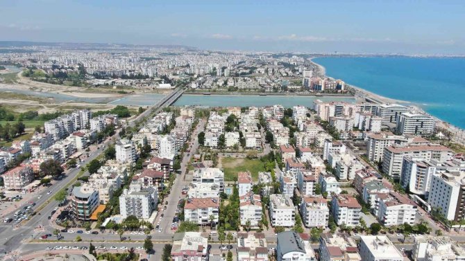 Antalya’nın 2021 Yılında Aldığı Göç 88 Bin 305, Verdiği Göç 80 Bin 505