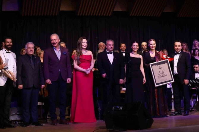 Ata Kent Türk Sanat Müziği Topluluğu’nda İlk