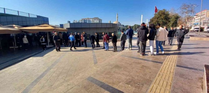 Aydın’da Acıkan Bu Kuyruğa Giriyor