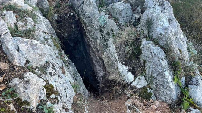 "Definecilerin Talan Ettiği 25 Metrelik Tünel Kapatılsın"