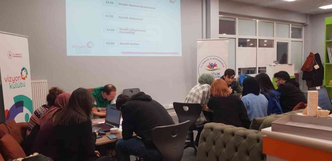 Vizyon Kulübü Çalışmaları Başladı