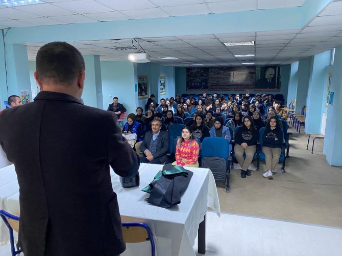 Gençler Mesleğini Erbabından Dinledi