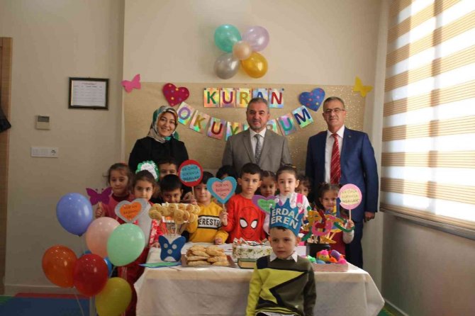 Aydın’da 4-6 Yaş Öğrencileri Kur’an’a Geçmenin Sevincini Yaşadı