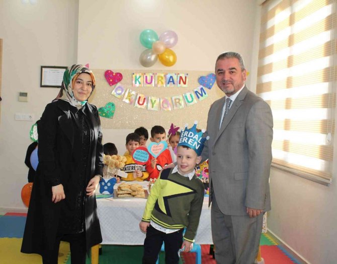 Aydın’da 4-6 Yaş Öğrencileri Kur’an’a Geçmenin Sevincini Yaşadı