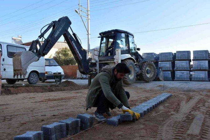 Germencik’te Sanayi Esnafı Çamurlu Yoldan Kurtuluyor