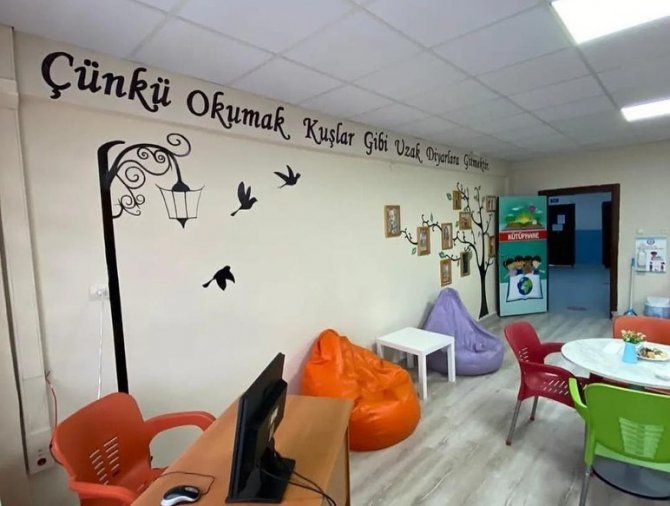 Hayırseverler Okullara Destek Veriyor