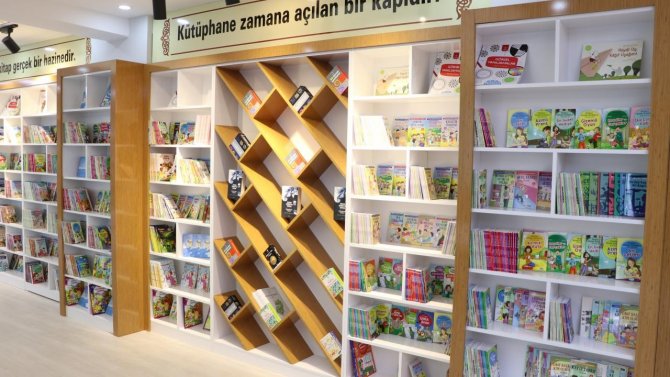 Pkk Yandaşları Yakmıştı, Devlet Eliyle Siirt’te Kütüphanesiz Okul Kalmadı