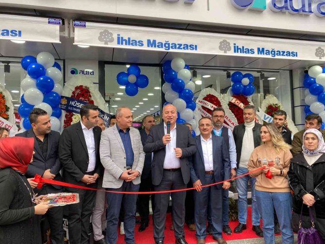 İ̇hlas Pazarlamanın İ̇stanbul’daki En Büyük Mağazası Sultanbeyli’de Açıldı