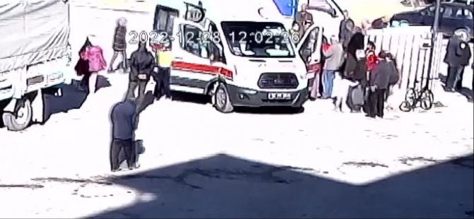 Kamyonet Bisikletliye Çarptı, Kaza Anı Kamerada