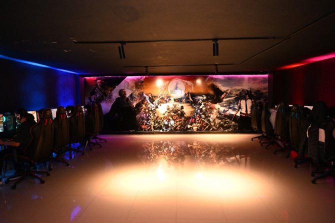 Kartepe Genç Akademi’de E-spor Takımı Kuruldu