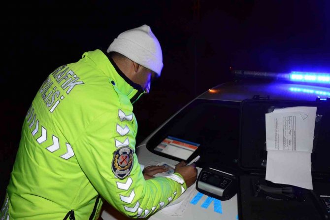 Kırklareli’de Trafik Denetiminde 6 Sürücünün Ehliyetine El Konuldu