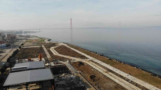 Millet Bahçesi Ve Sahil Projesi Lapseki’ye Büyük Değer Katacak