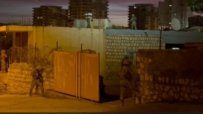 Mardin’de 750 Polisin Katımıyla "Kökünü Kurutma" Operasyonu: 94 Gözaltı