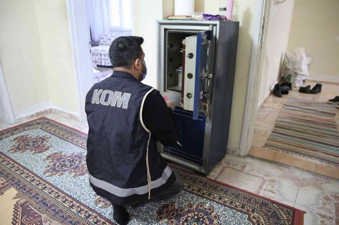 Mersin’deki Tefeci Operasyonu: 10 Gözaltı