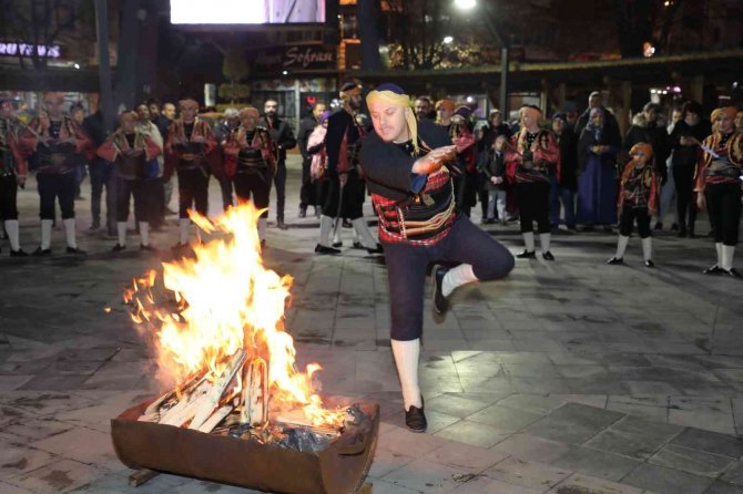 Seymenler Atatürk’ün Ankara’ya Gelişinin 103. Yıl Dönümünü Kutladı