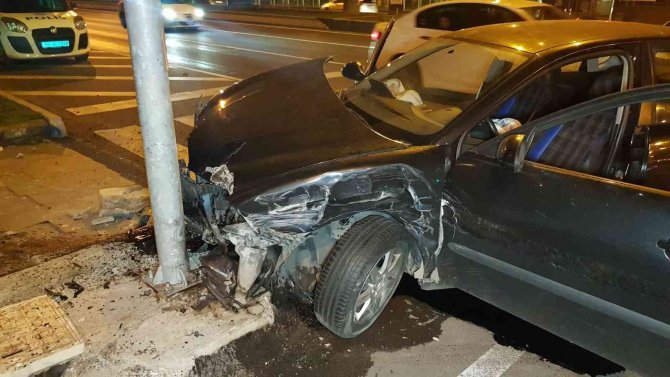 Samsun’da Trafik Kazası: 2 Yaralı