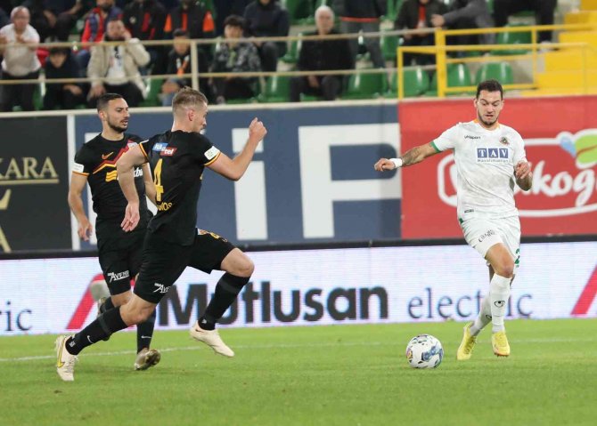 Spor Toto Süper Lig: Alanyaspor: 3 - Kayserispor: 1 (Maç Sonucu)
