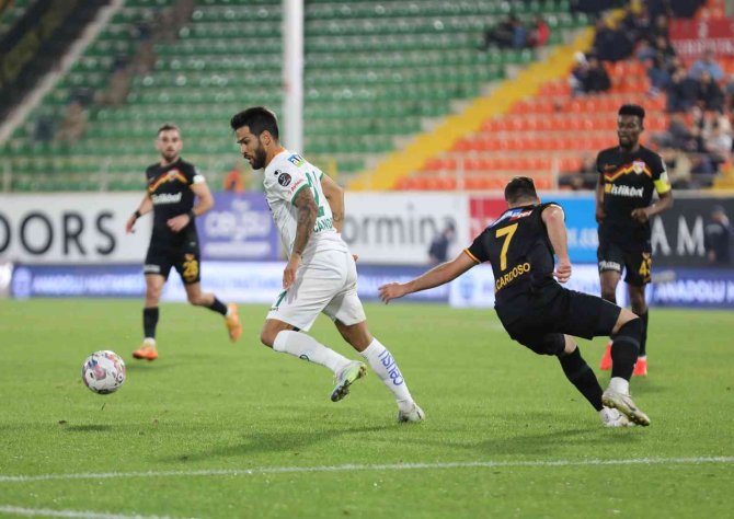 Spor Toto Süper Lig: Alanyaspor: 3 - Kayserispor: 1 (Maç Sonucu)