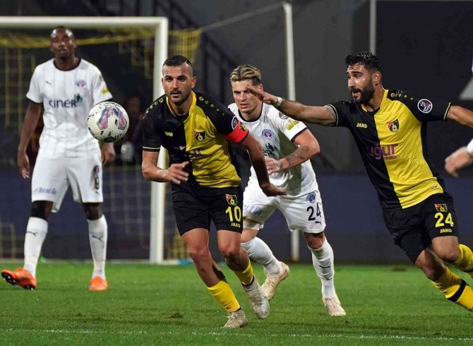 Spor Toto Süper Lig: İ̇stanbulspor: 2 - Kasımpaşa: 1 (Maç Sonucu)