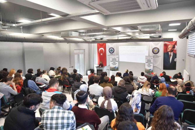 Tarımsal Üretimde Tahmin Ve Erken Uyarı Sistemleri Öğrencilere Anlatıldı