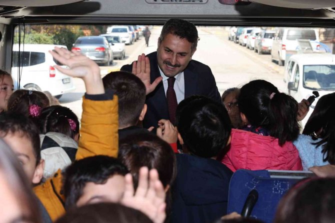 Başkan Eroğlu, En Başarılı Belediye Başkanları Arasında Yer Aldı