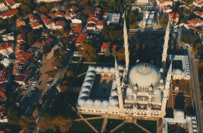 Uluslararası Öğrenciler, Çanakkale Ve Vardar Ovası Türkülerini Seslendirdi