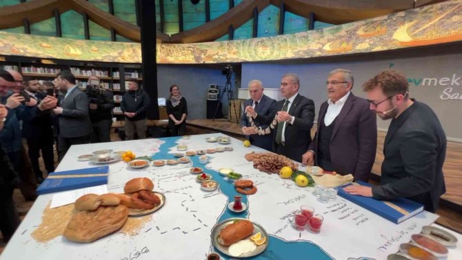 İ̇stanbul Boğazı’ndaki Yalı Ve Malikanelerin Yemek Kültürü Gün Yüzüne Çıkarıldı