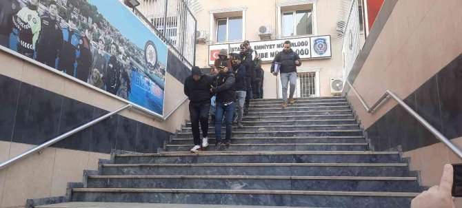 İ̇stanbul’da Fuhuş Şebekesine Operasyon