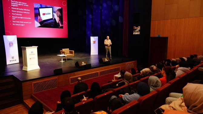 Çağımızın En Büyük Sorunlarından Bir Tanesi: "Dijital Çocukların Ebeveyni Olmak"