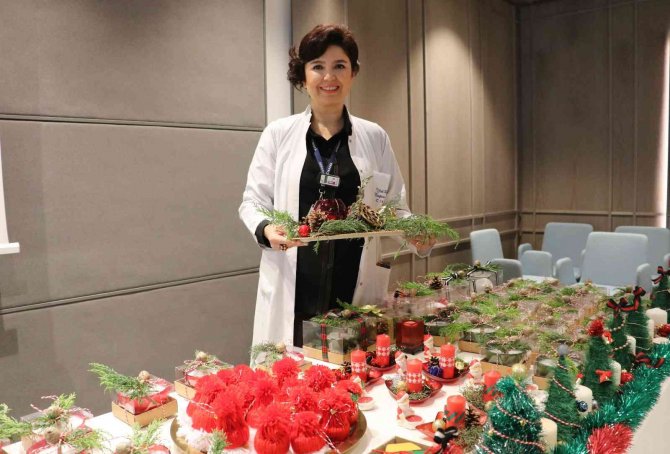 Doktorların El Emeği Ürünleri Öğrencilere Burs Olarak Gidiyor