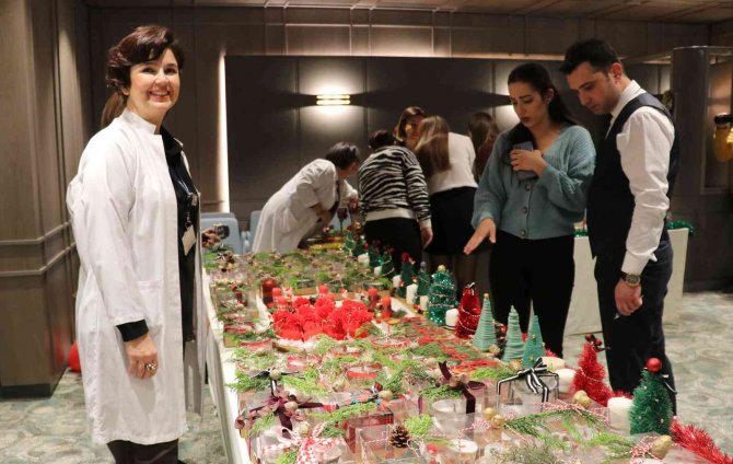 Doktorların El Emeği Ürünleri Öğrencilere Burs Olarak Gidiyor