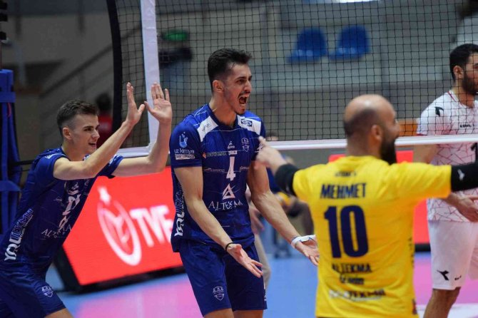 Ertuğrul Gazi Metin, Rakiplerine Duvar Ördü