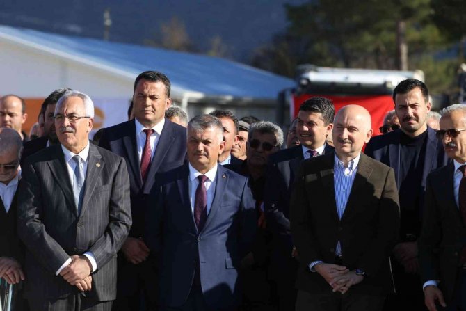 Kasaba-sütleğen Yolunun Temeli Törenle Atıldı