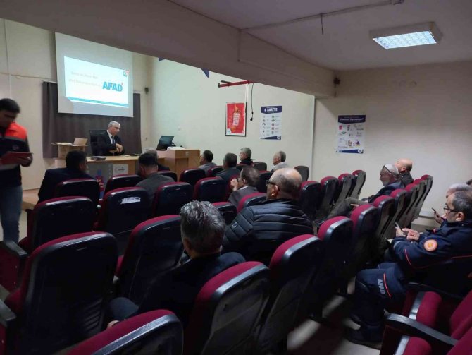 Aydın’da Muhtarlar Destek Afad Gönüllüsü Oluyor