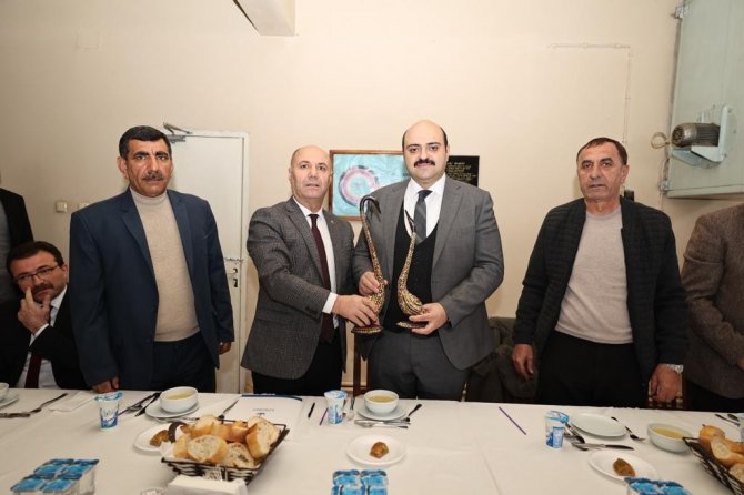 Aziziye Belediyesi İşçilerine Rekor Zam