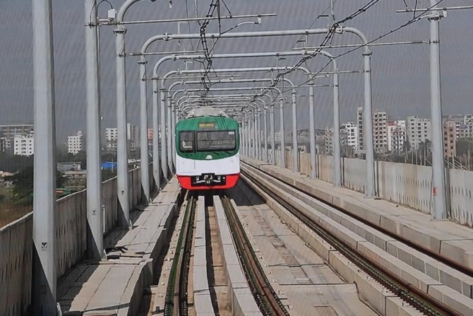 Bangladeş’in İlk Metrosu Hizmete Girdi
