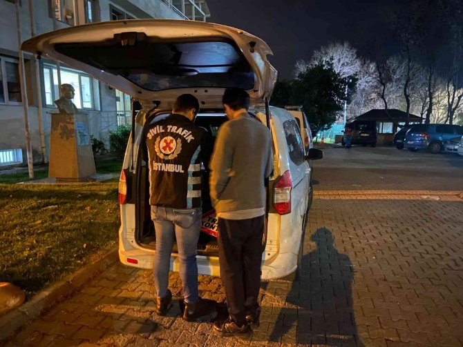 Basın Ekspres Yolunda Trafiği Tehlikeye Atan Sürücüler Yakalandı